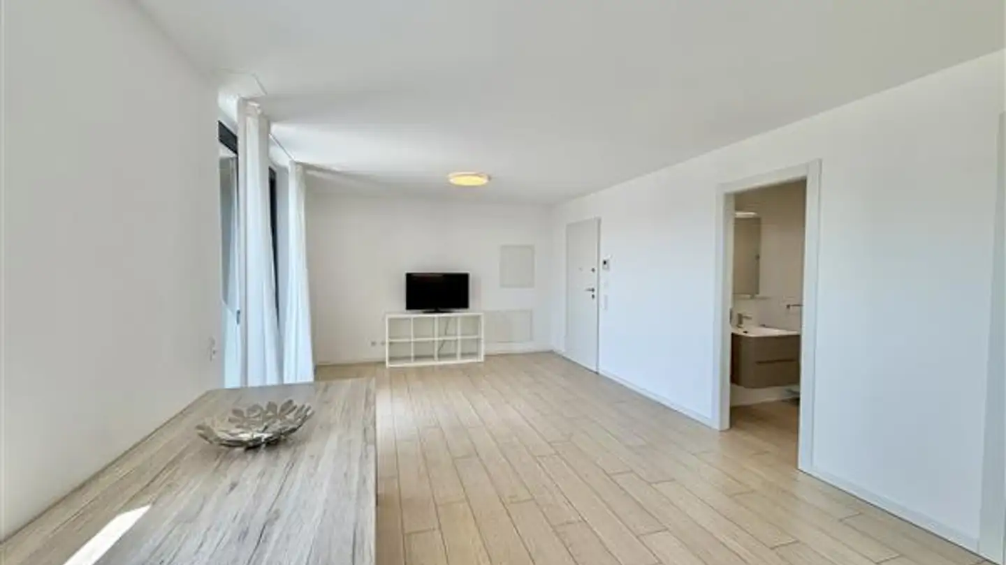 Apartment for rent - 6828 Balerna - Photo 2