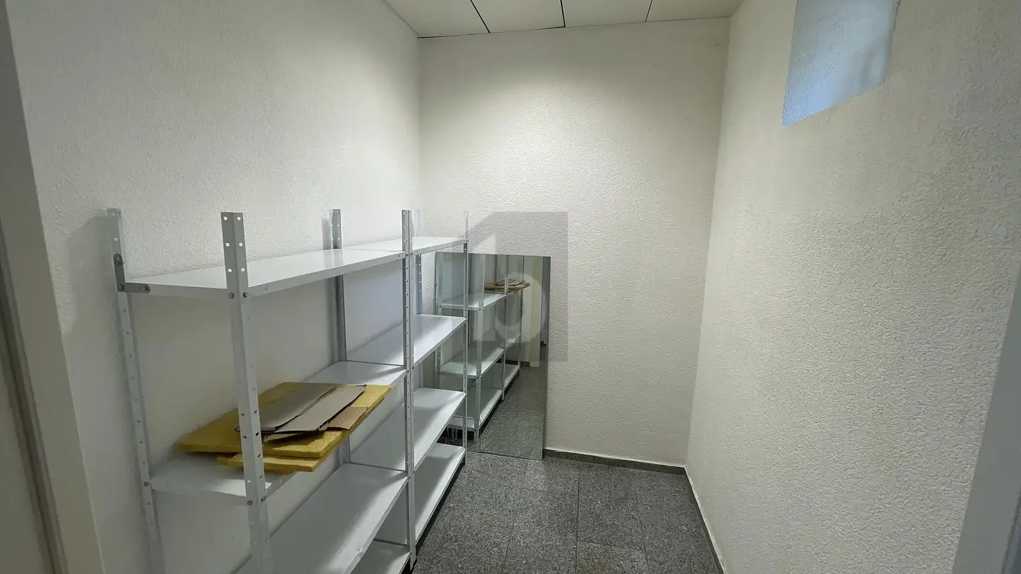 Bureau à louer - 4702 Oensingen - Photo 2