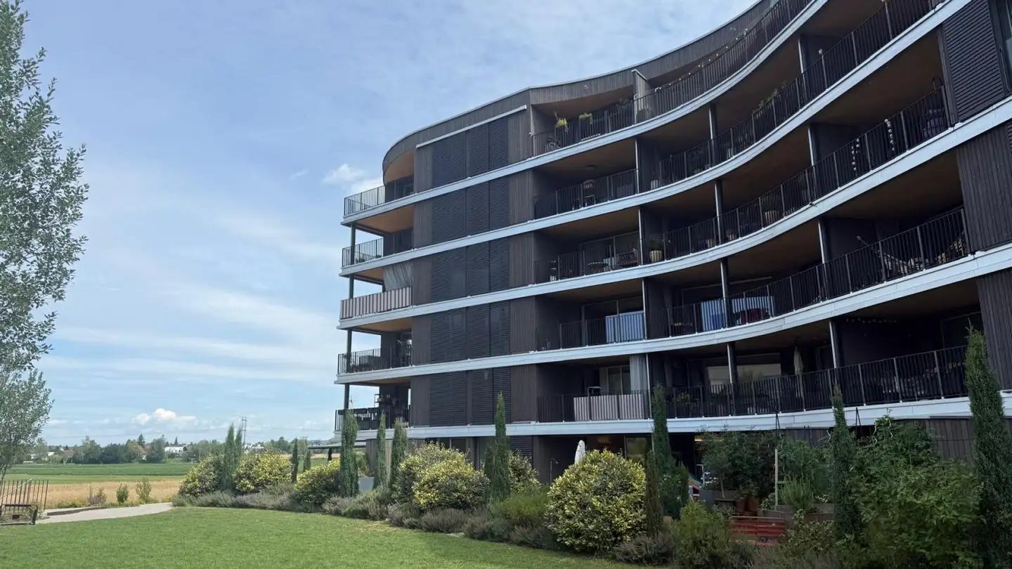 Appartamento in vendita - Huebwisstrasse 14, 8117 Fällanden