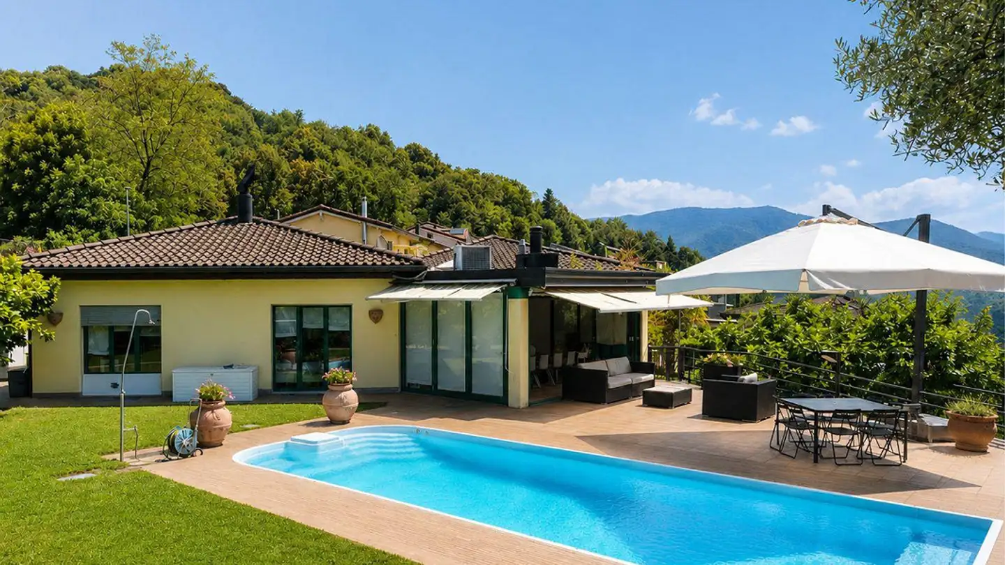 Villa in vendita - 6864 Arzo
