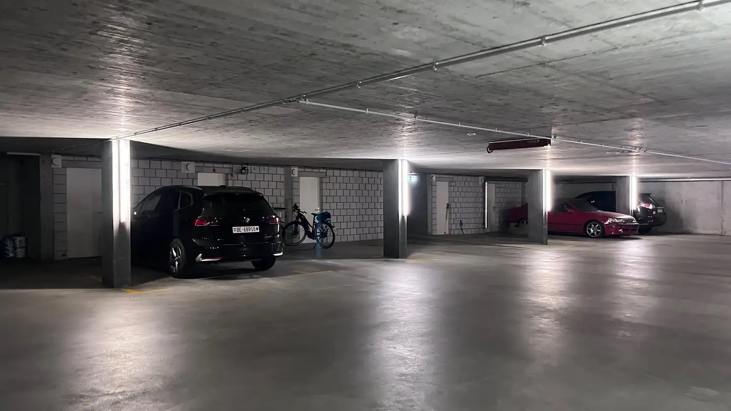 Place de parking souterraine à louer - Koppigenstrasse 19, 3427 Utzenstorf - Photo 3