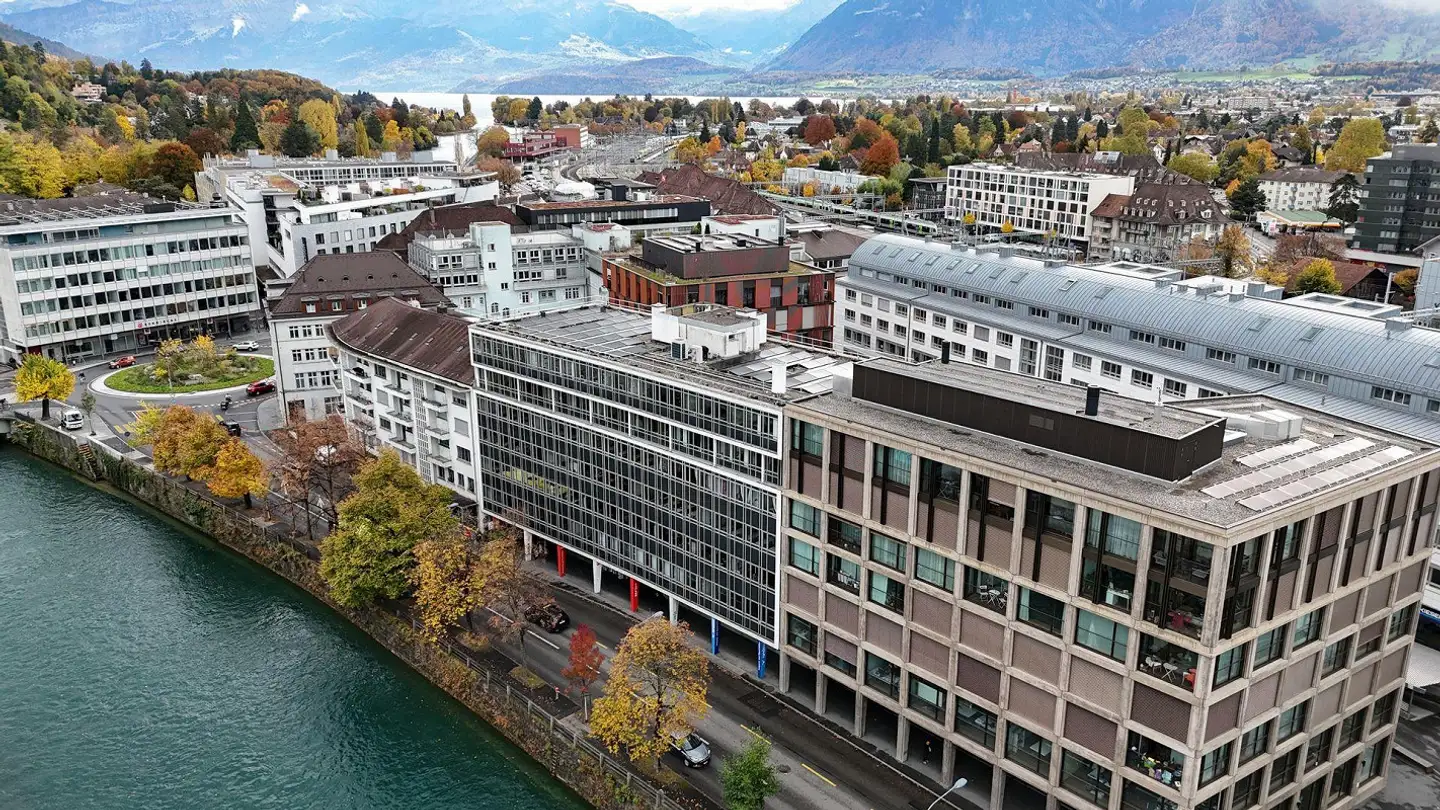 Commercial à louer - Aarestrasse 38b, 3600 Thun