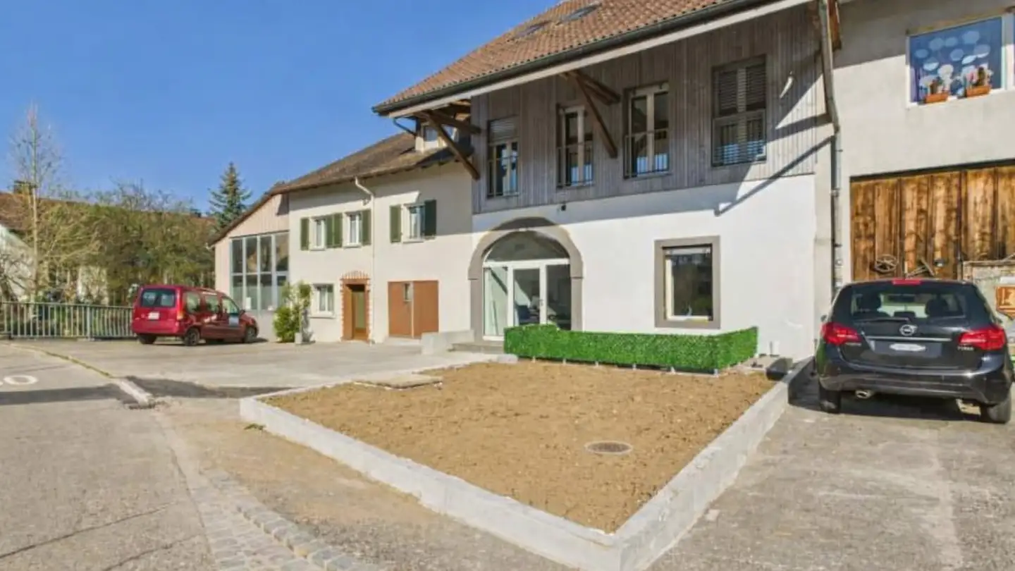 Edificio residenziale in vendita - Hinterdorf 9, 5076 Bözen
