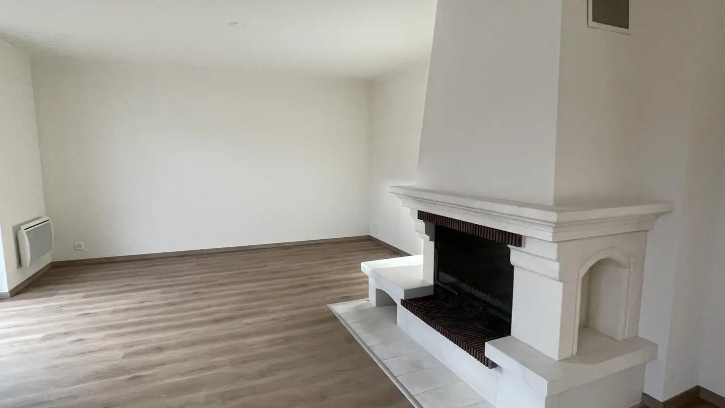 Appartement à louer - Rue De La Tour 7, 1263 Crassier - Photo 3