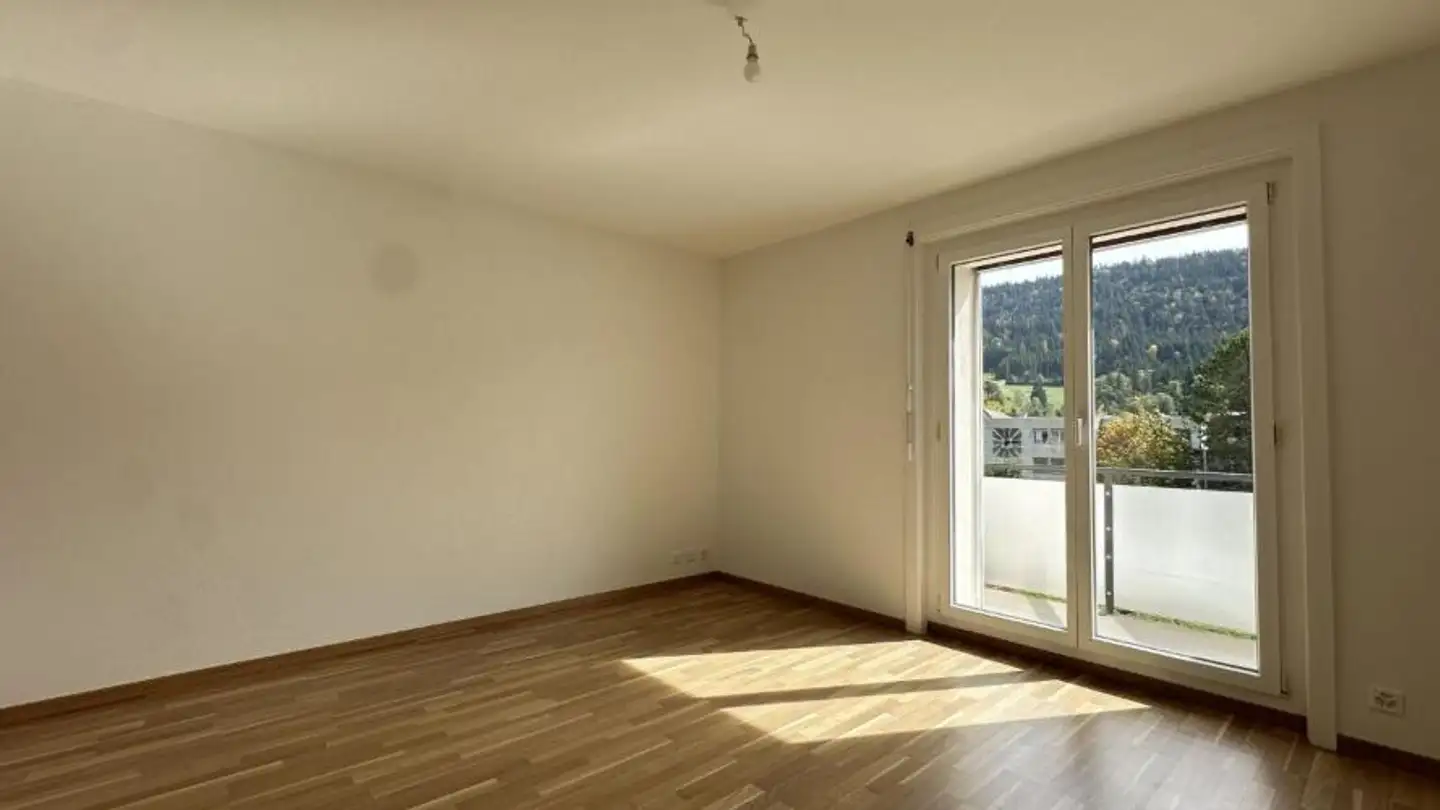 Appartement à louer - Rue Jules-Baillods 5, 2108 Couvet - Photo 2