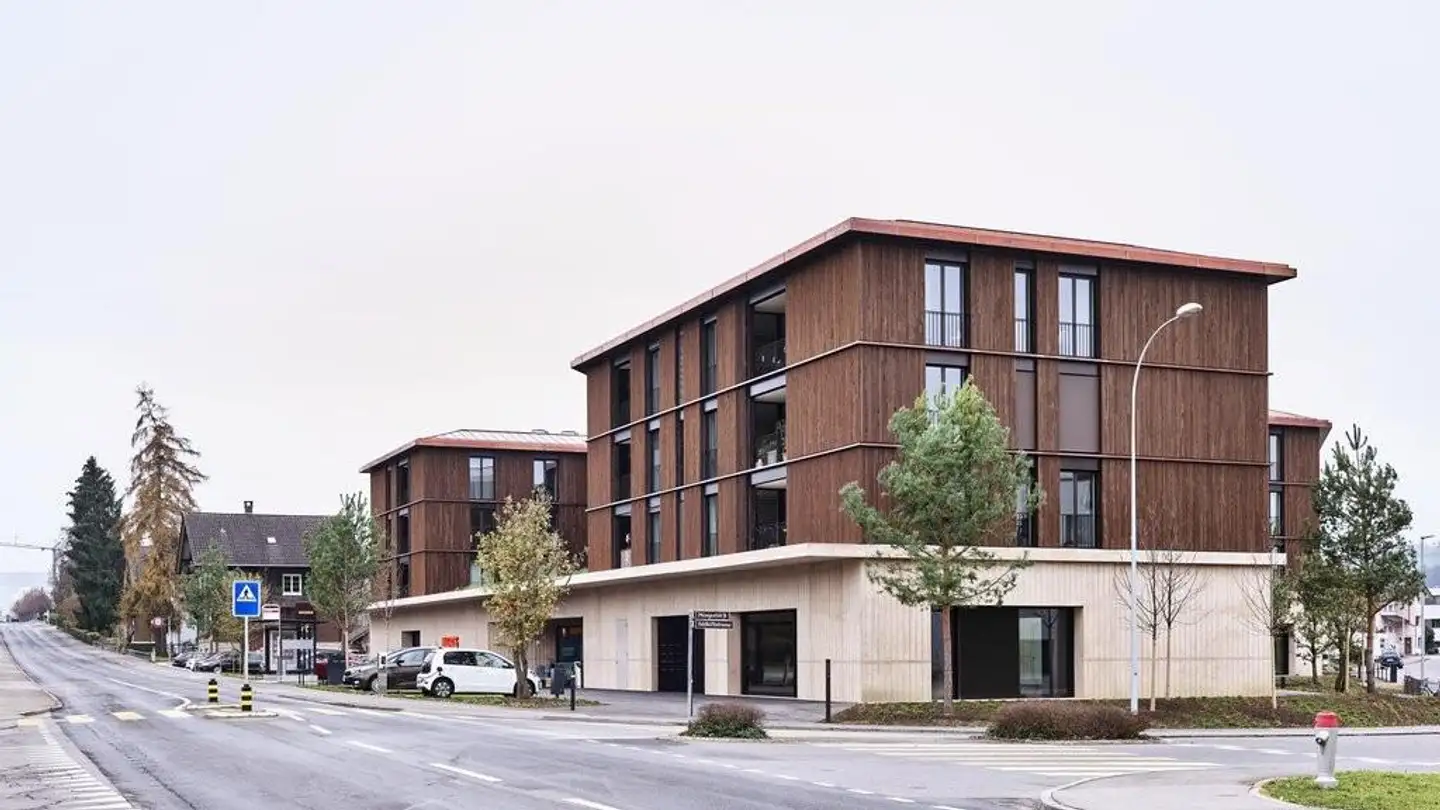 Überdachter Motorradparkplatz mieten - Luzernstrasse 36, 6208 Oberkirch LU