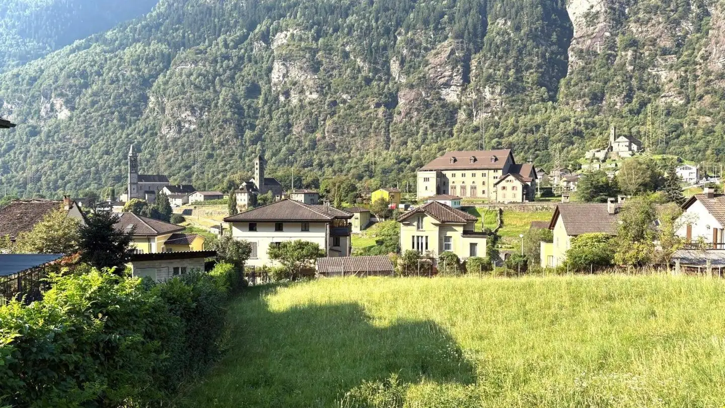 Constructible plot for sale - Via Alla Torre, 6745 Giornico