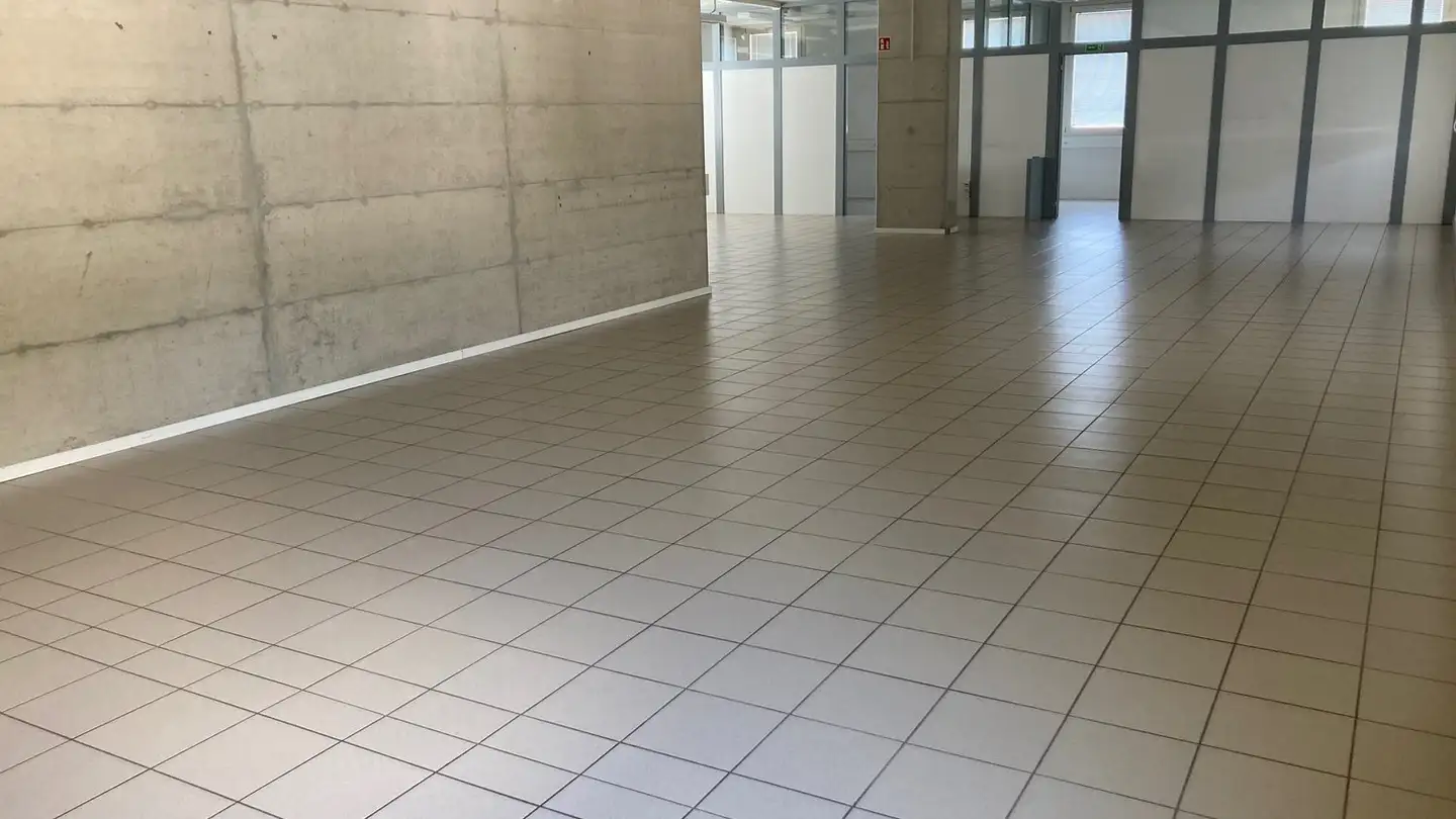 Office space for rent - Via Cantonale 60, 6805 Mezzovico