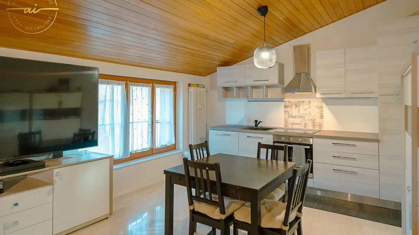 Attic flat for sale - 6852 Genestrerio