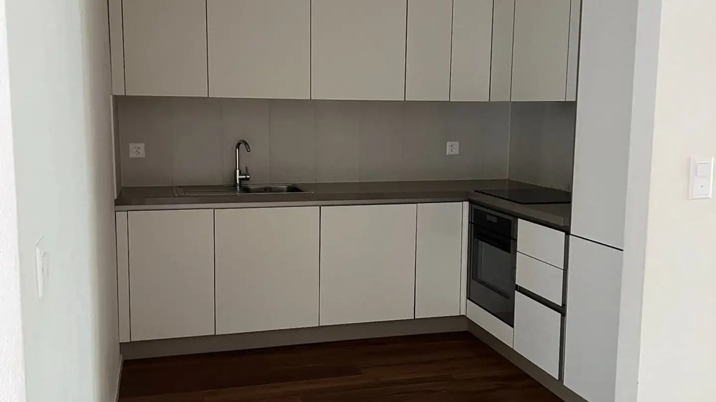 Appartement à louer - Via Delle Scuole 3, 6900 Paradiso