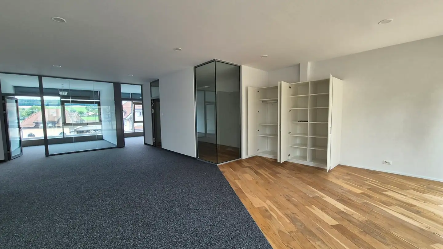 Spazio ufficio in affitto - Rue Des Comtes, 1680 Romont FR - Photo 4