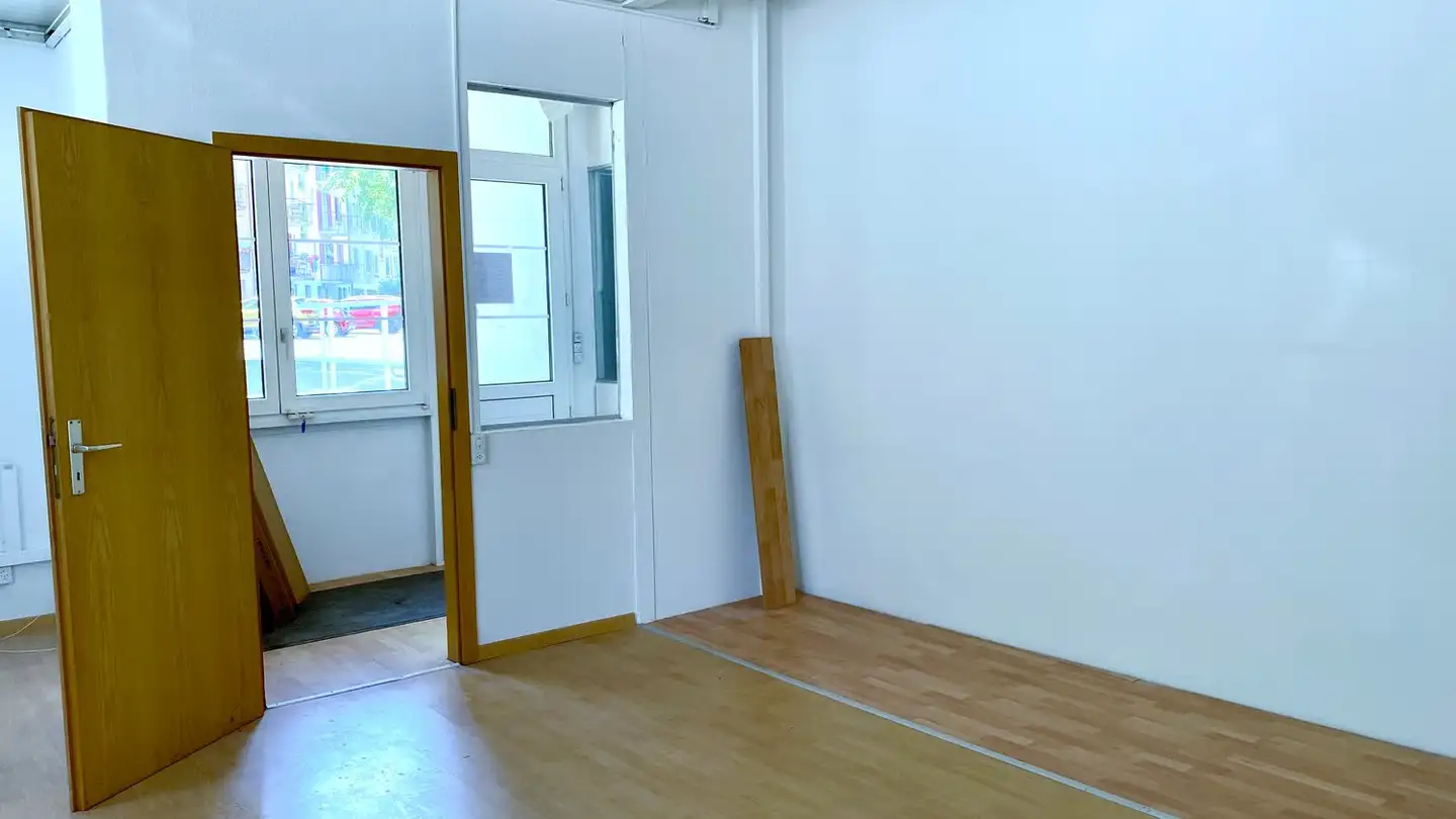 Commercial à louer - Bucheggstrasse 170, 8057 Zürich - Photo 2
