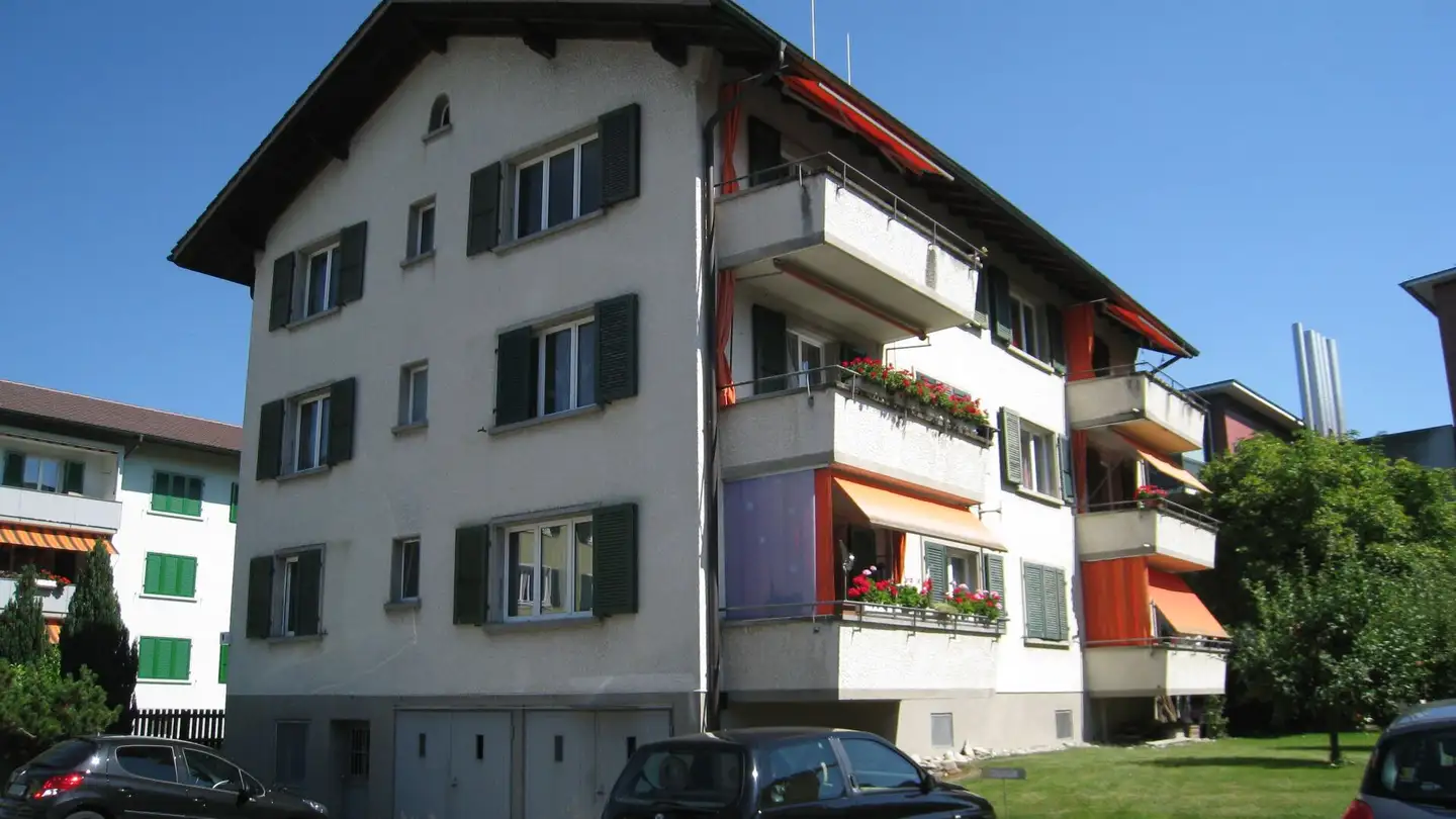Place de parking extérieure à louer - Schützenweg 9, 3123 Belp