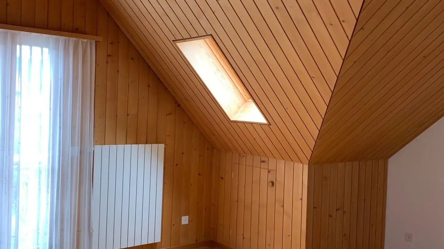 Attique à louer - Rishalta 8, 1716 Oberschrot