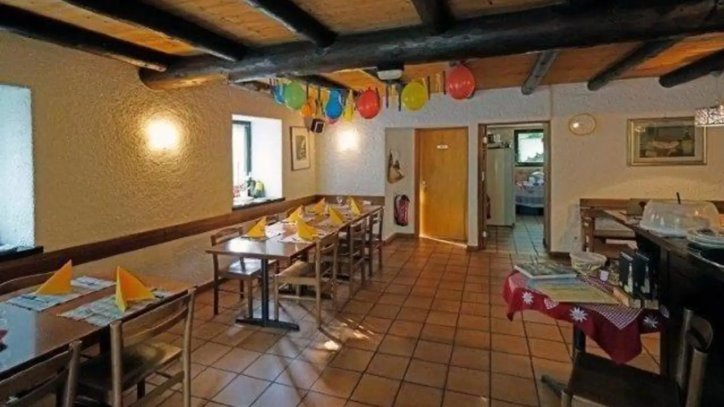 Restaurant for sale - 6746 Calonico - Photo 4