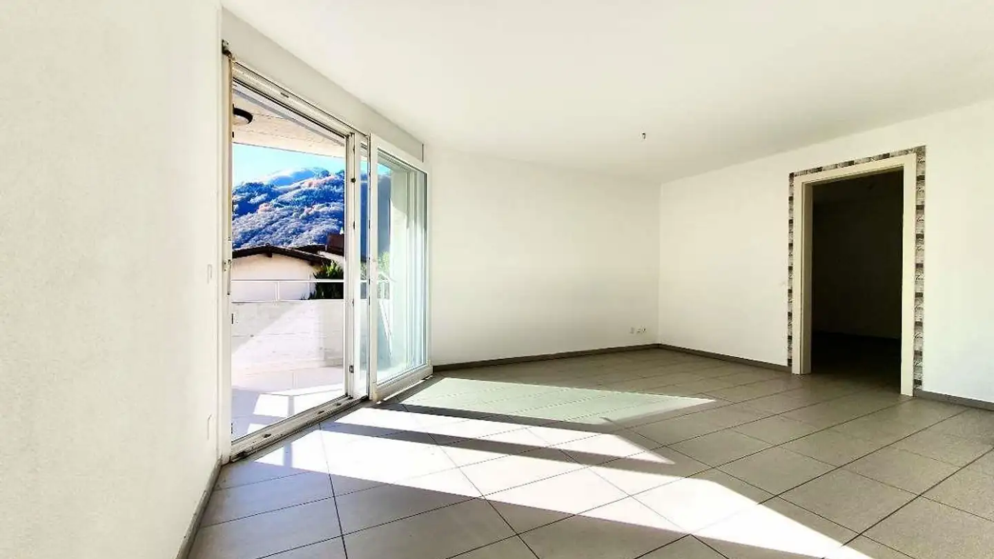 Appartamento in affitto - 6532 Castione