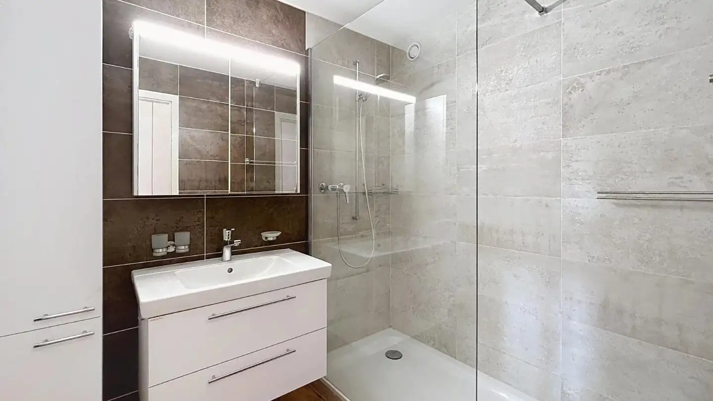 Wohnung mieten - Rue Pierre-De-Vingle 14, 2000 Neuchâtel - Foto 4