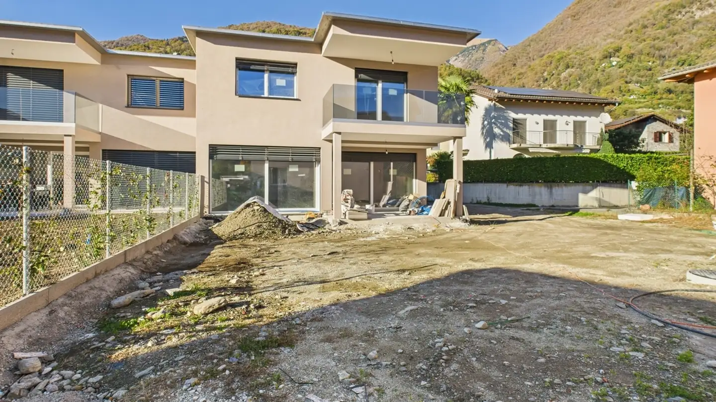 Reihenhaus kaufen - Via Locarno, 6516 Cugnasco
