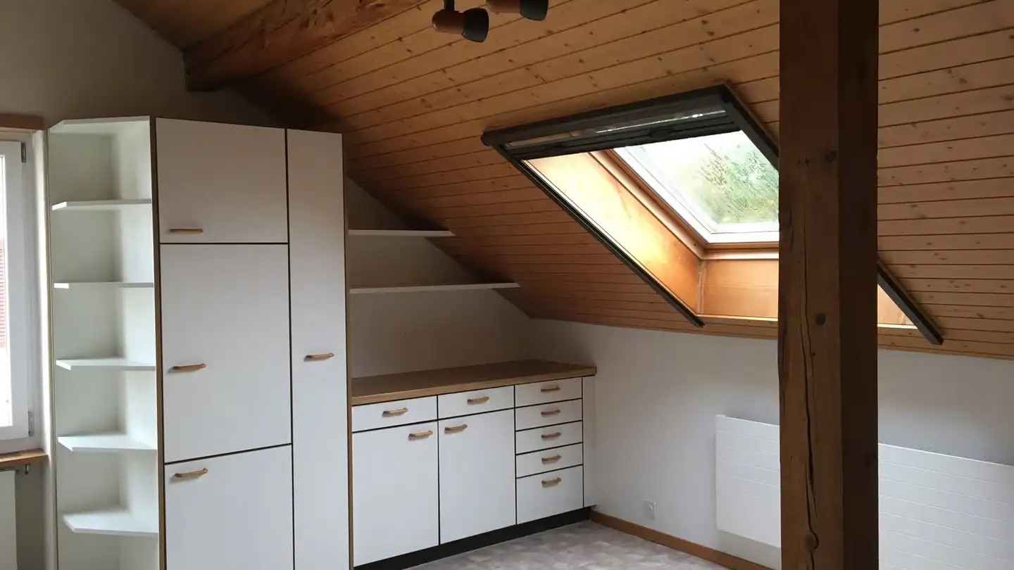 Attique à louer - Lerchenweg 12, 2544 Bettlach - Photo 2