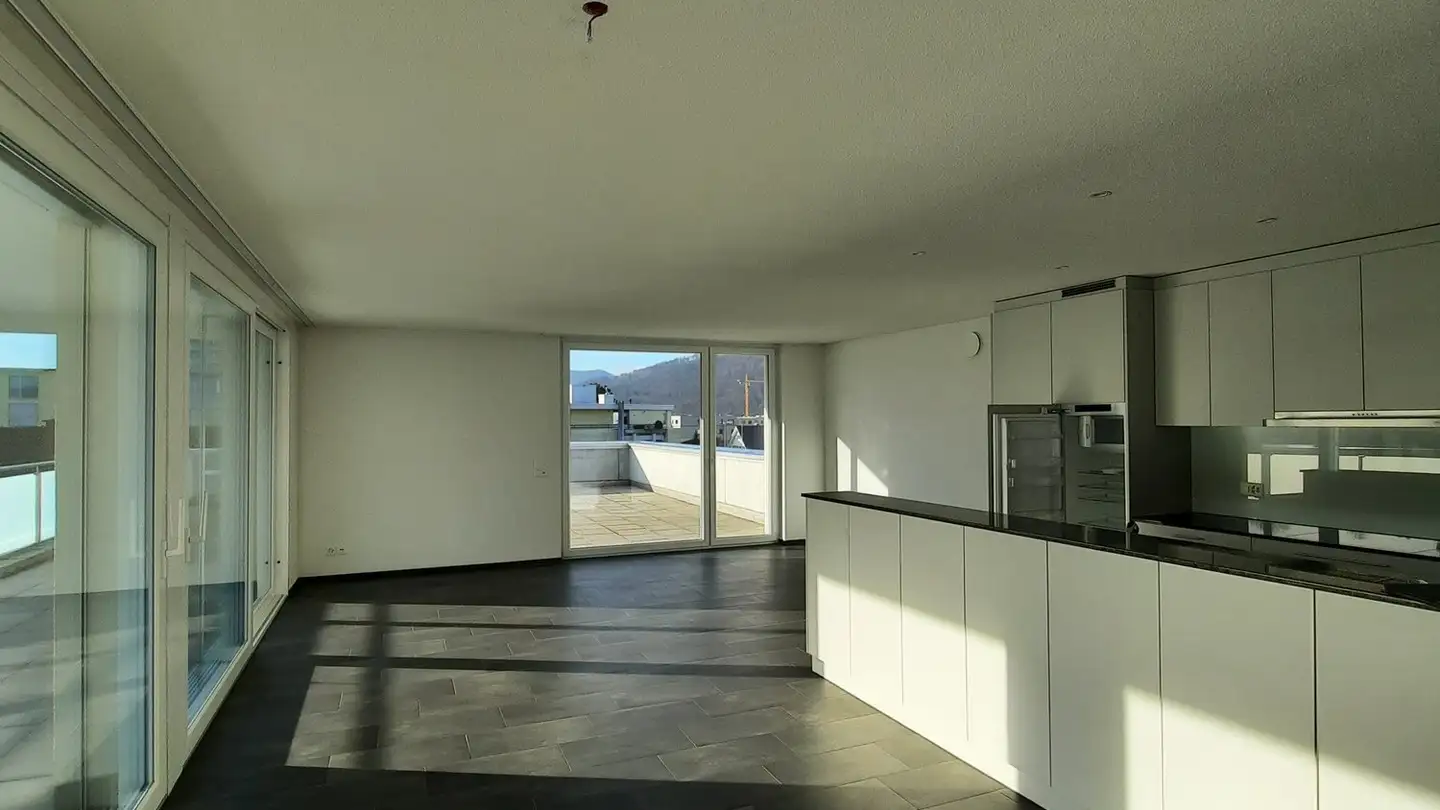 Attique à louer - Kirchweg 8, 4852 Rothrist