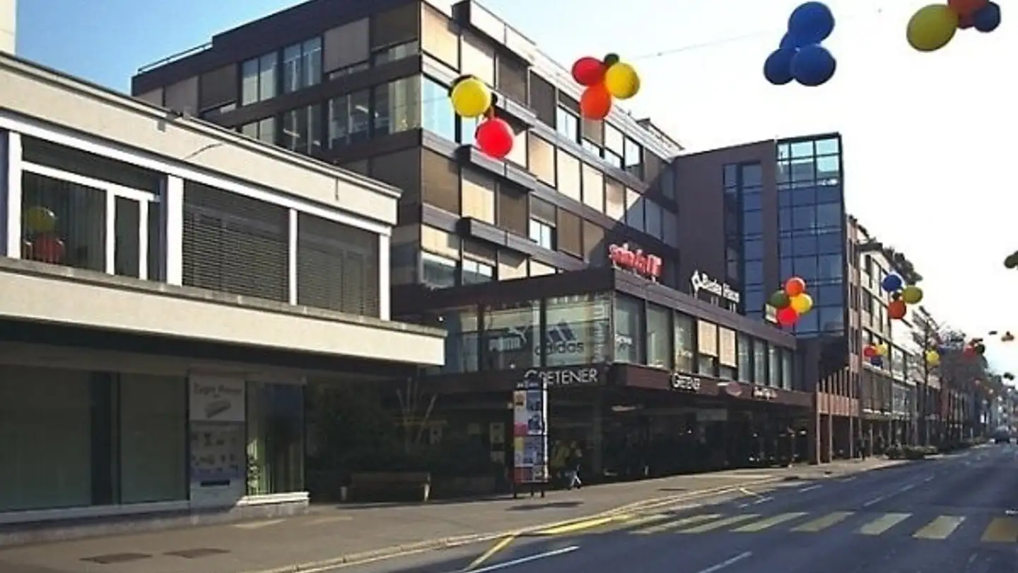 Tiefgaragenstellplatz mieten - Bahnhofstrasse 22, 6300 Zug