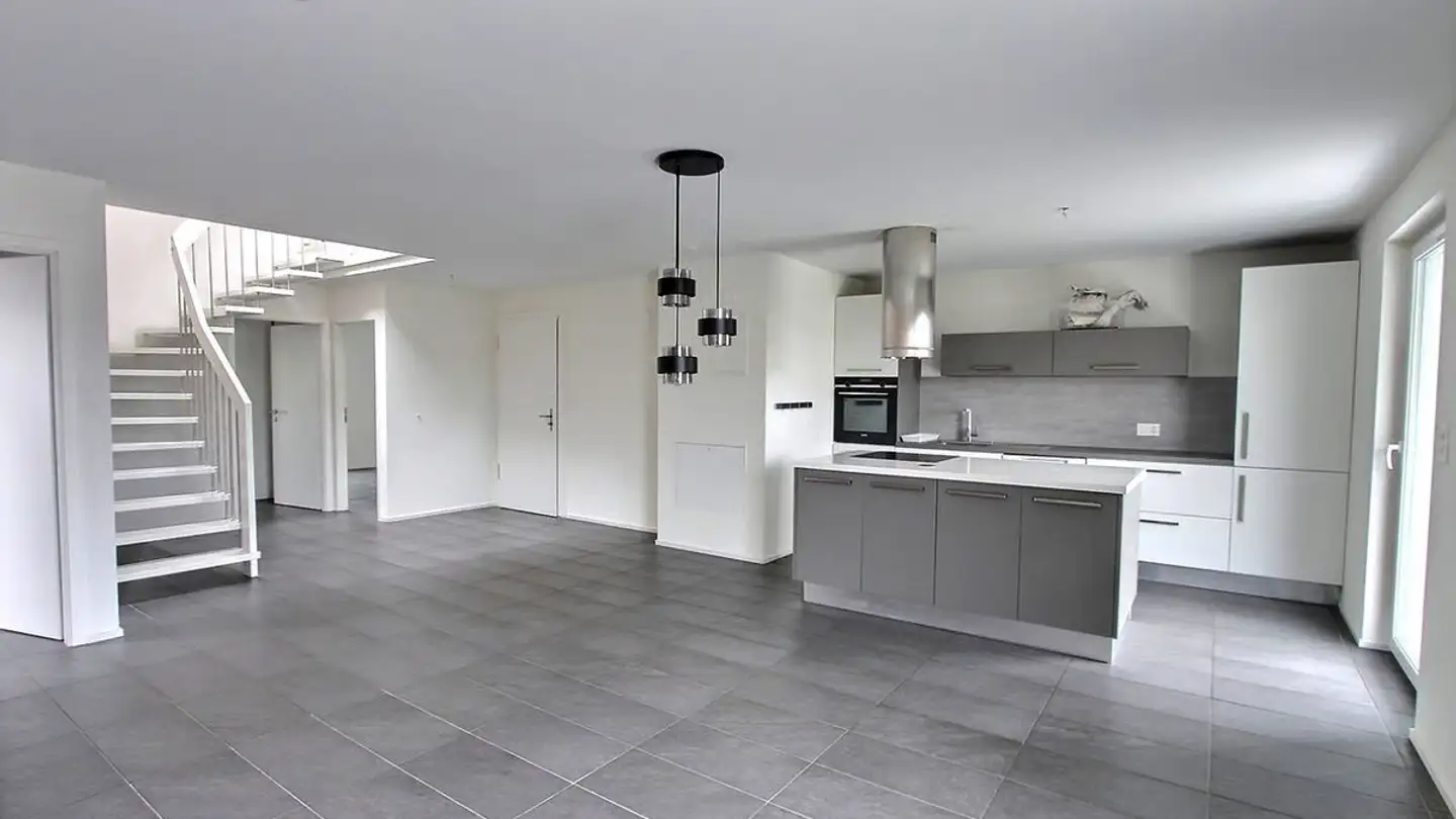Duplex for sale - 1044 Fey