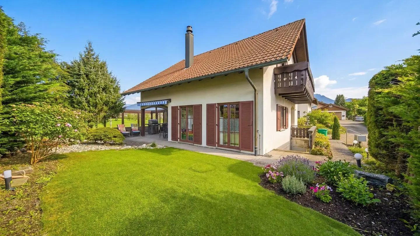 Single house for sale - 4528 Zuchwil