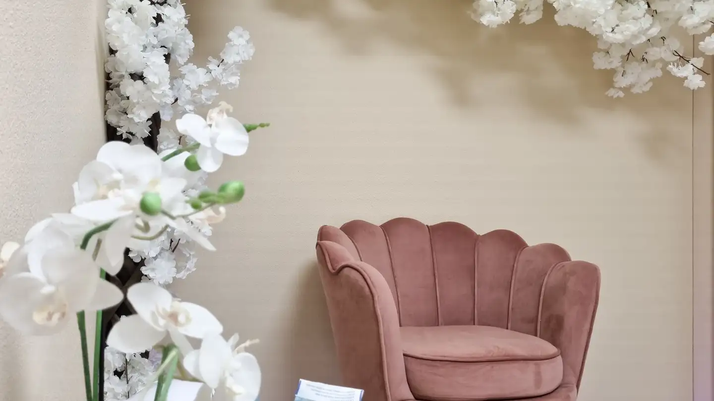 Commercial for rent - Badenerstrasse, 8952 Schlieren - Photo 2