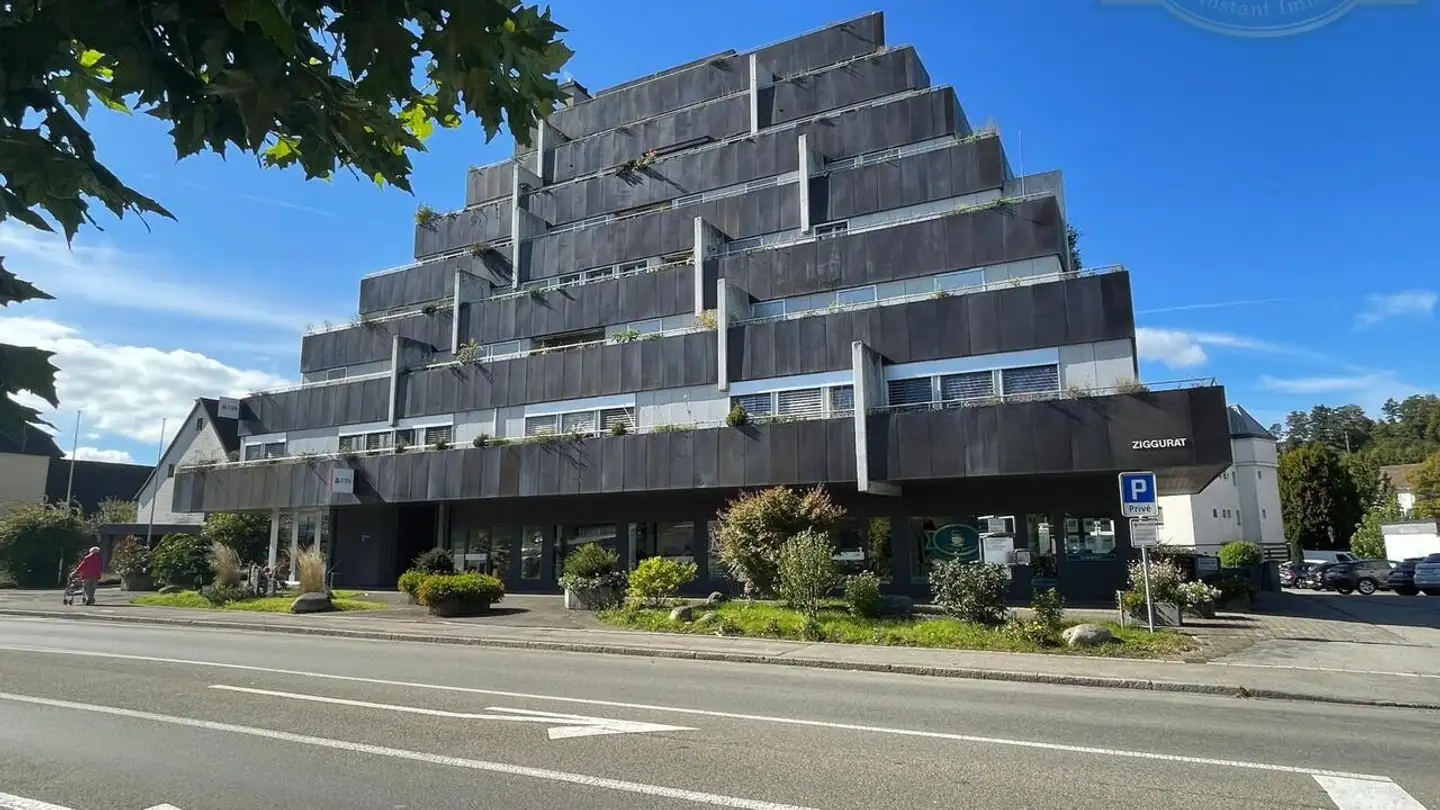 Mixed-use building for rent - Rue Du Jura 11, 2900 Porrentruy
