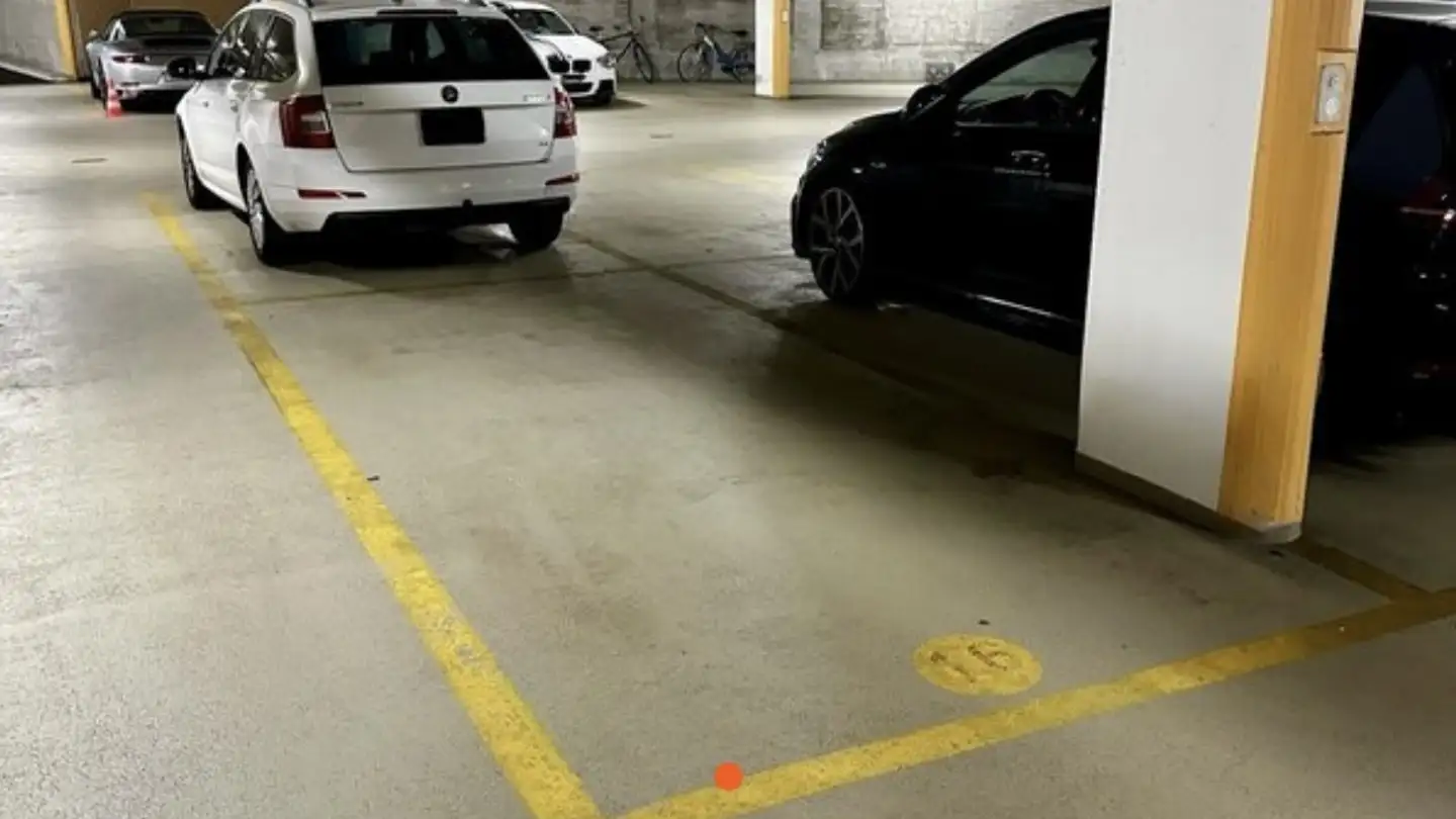 Garage singolo in affitto - Manessestrasse 8, 8003 Zürich