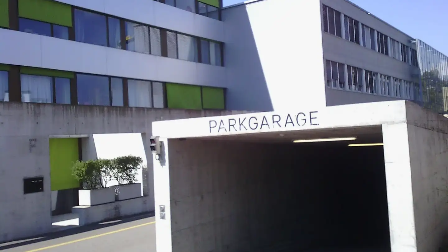 Parcheggio sotterraneo in affitto - Luegislandstrasse 33I, 8051 Zürich - Foto 3