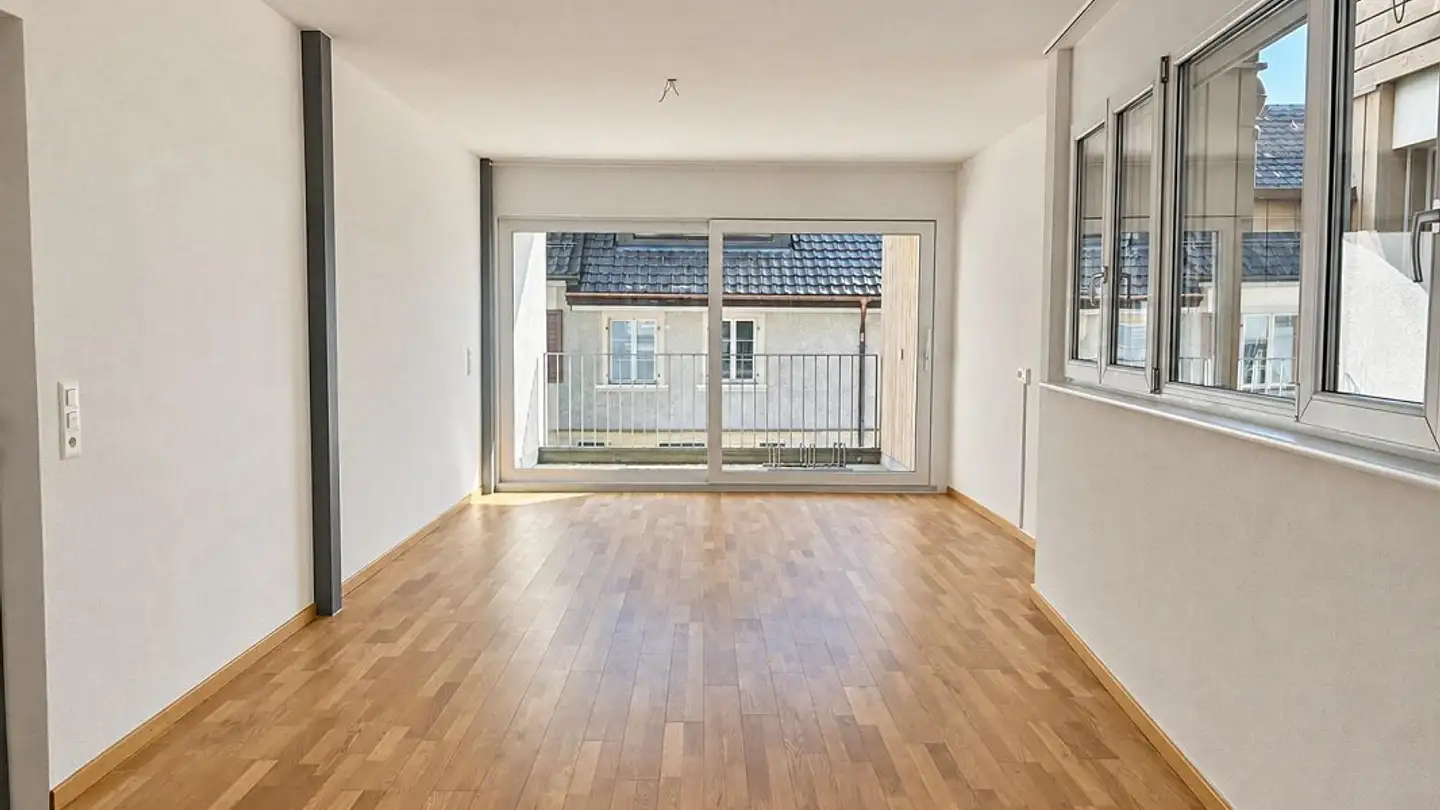 Residential building for sale - 8215 Hallau - Photo 3