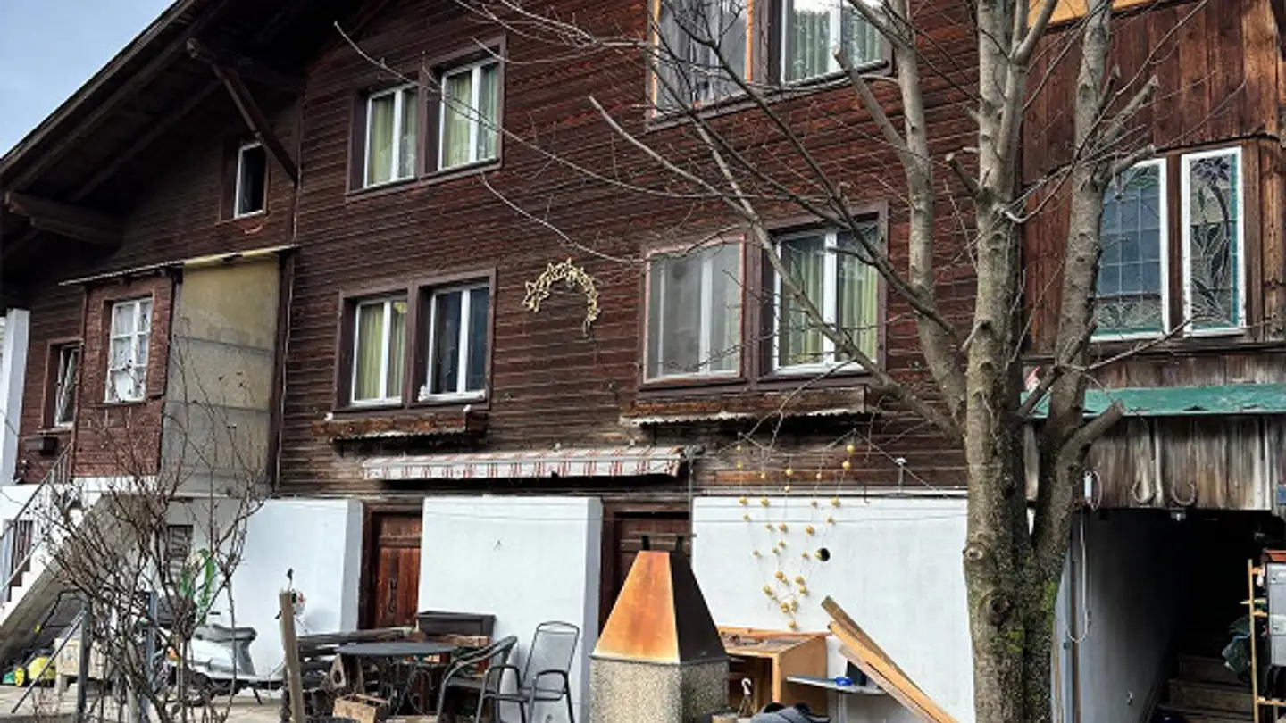 Edificio residenziale in vendita - Brünigstrasse, 3860 Meiringen - Foto 4