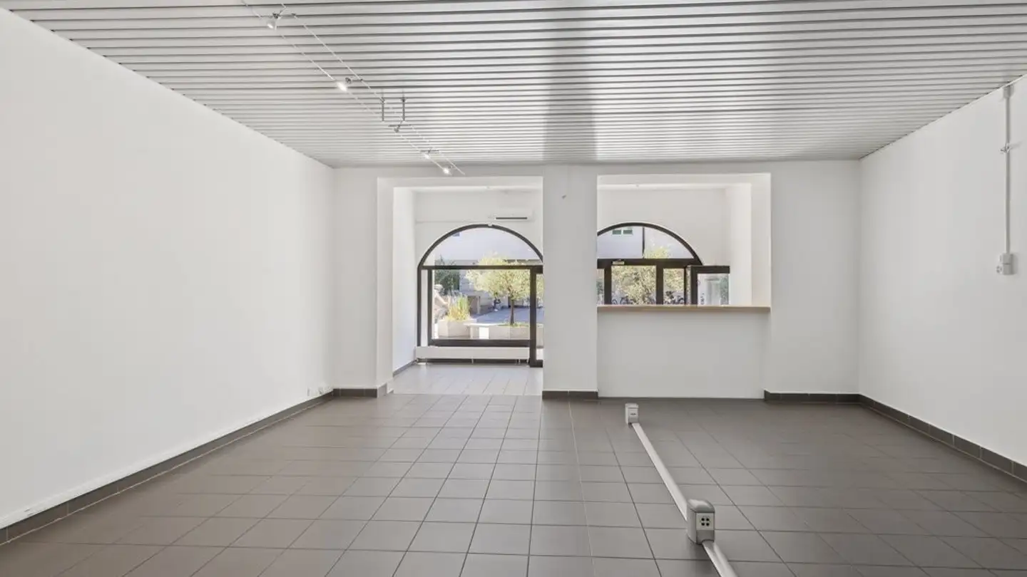 Magasin à louer - Piazza Indipendenza 6, 6500 Bellinzona - Photo 3