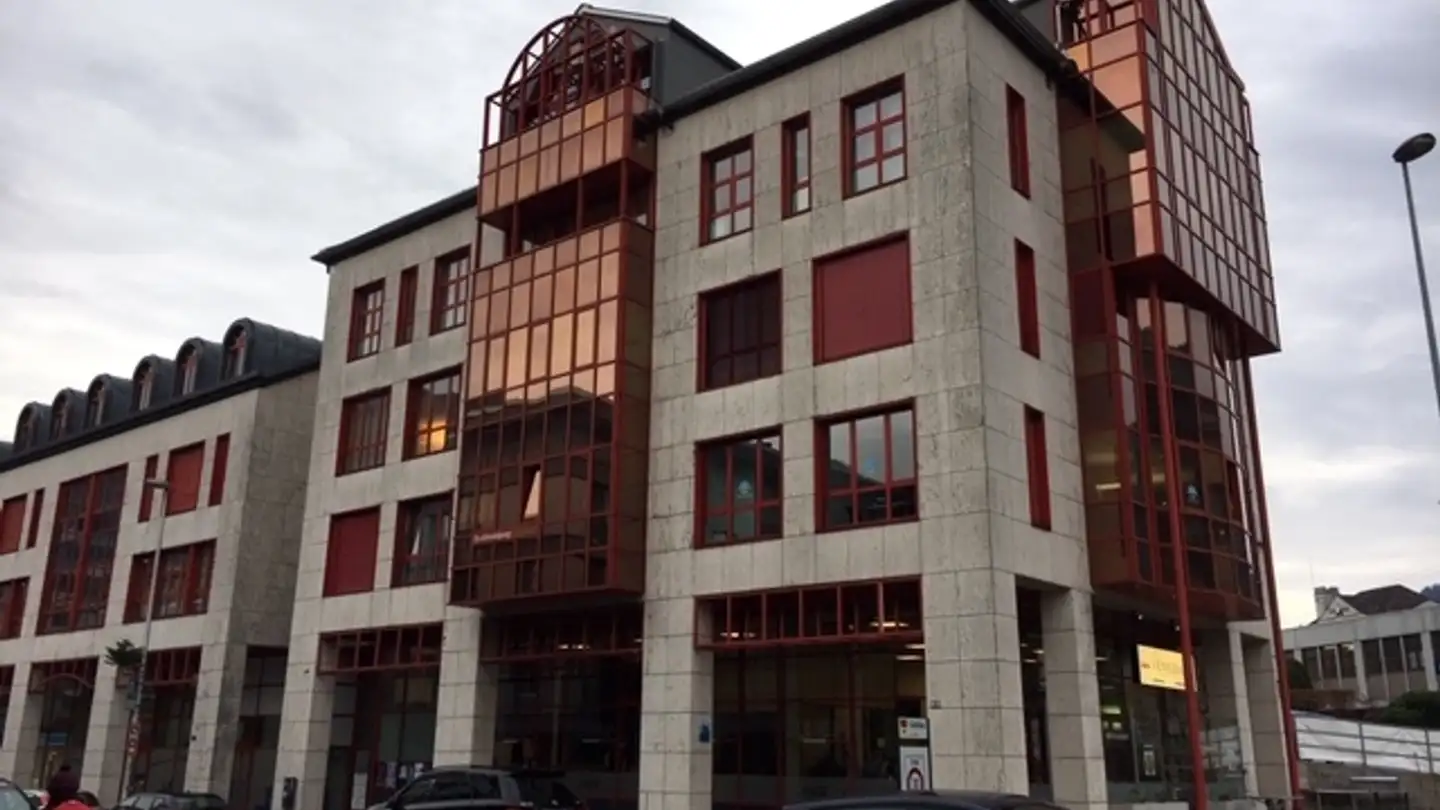 Tiefgaragenstellplatz mieten - Parkstrasse 2, 6410 Goldau