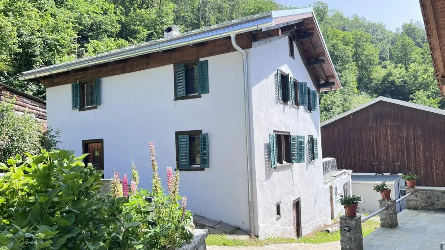 Einfamilienhaus kaufen - 7156 Pigniu