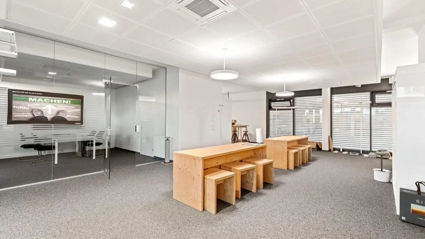 Commercial for rent - Hauptstrasse 7a, 5502 Hunzenschwil - Photo 4