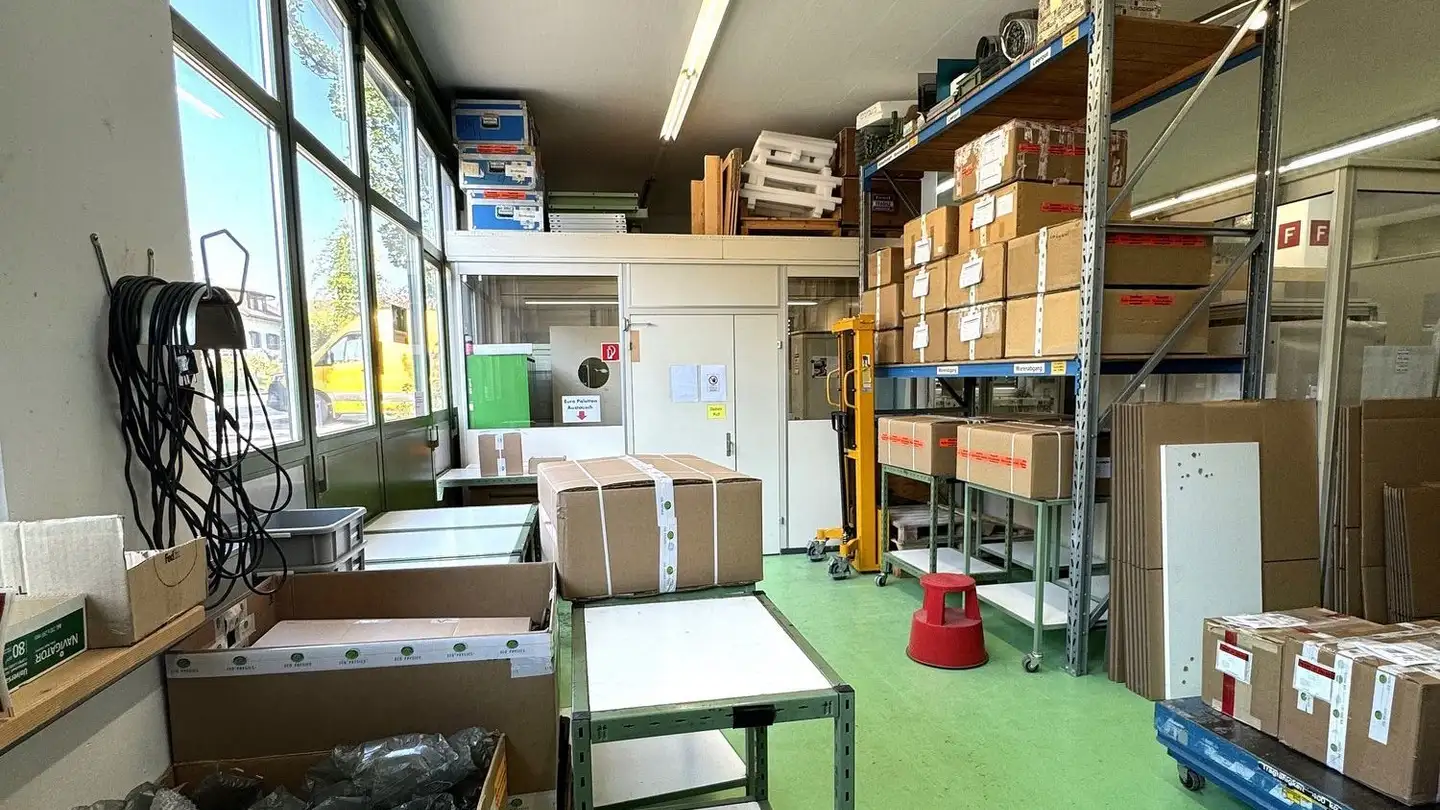 Commerciale in vendita - Bubikonerstrasse 45, 8635 Dürnten - Photo 4