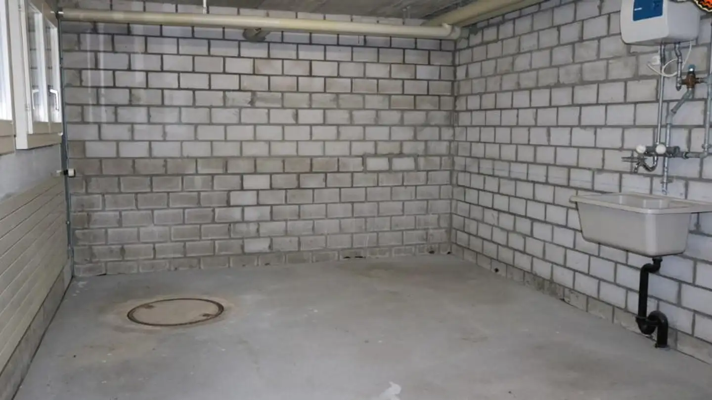 Cellar partition for rent - Chemin De La Belle Adze 12, 1773 Léchelles