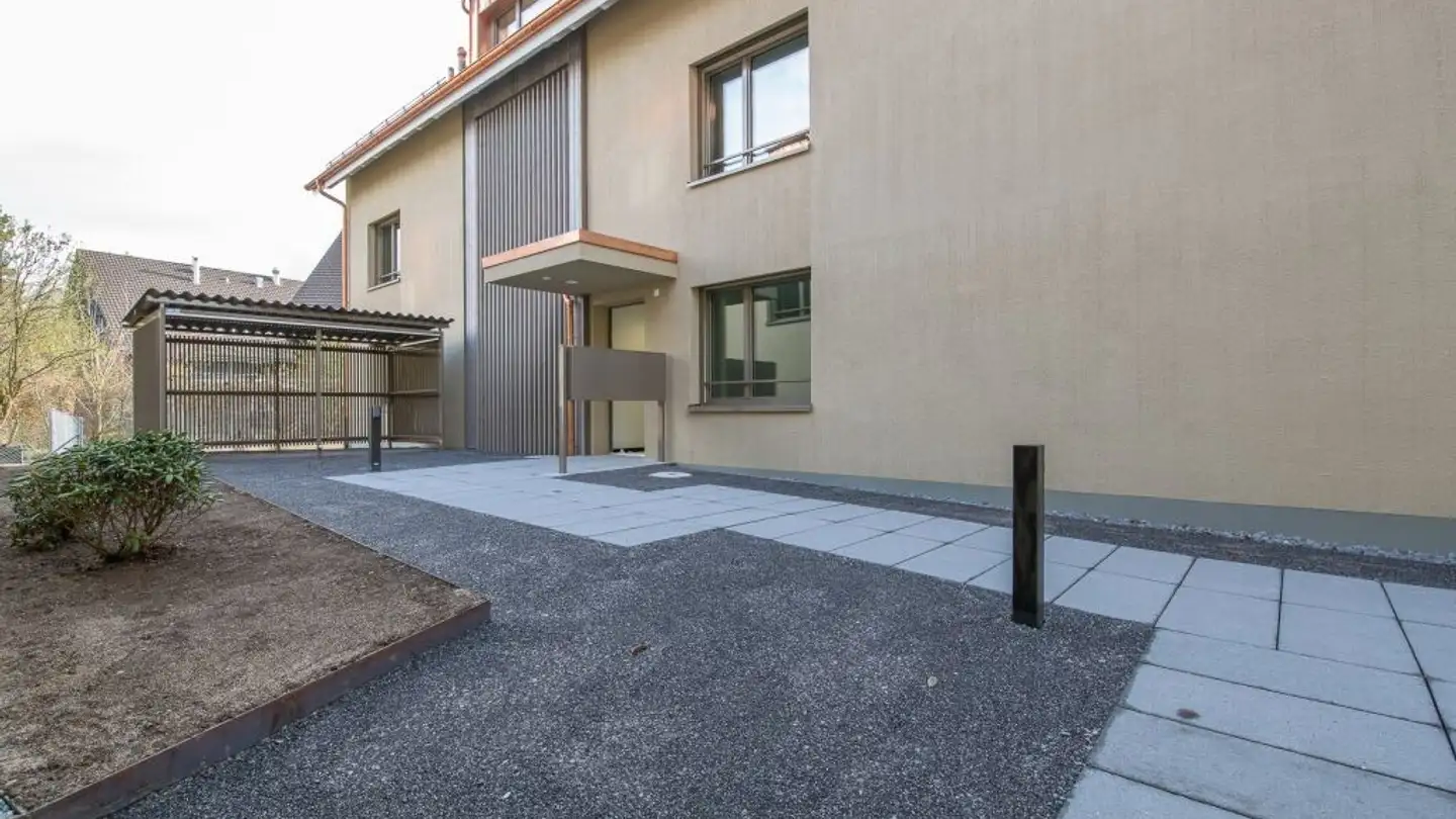 Atelier à louer - Waldaustrasse 8, 8606 Nänikon