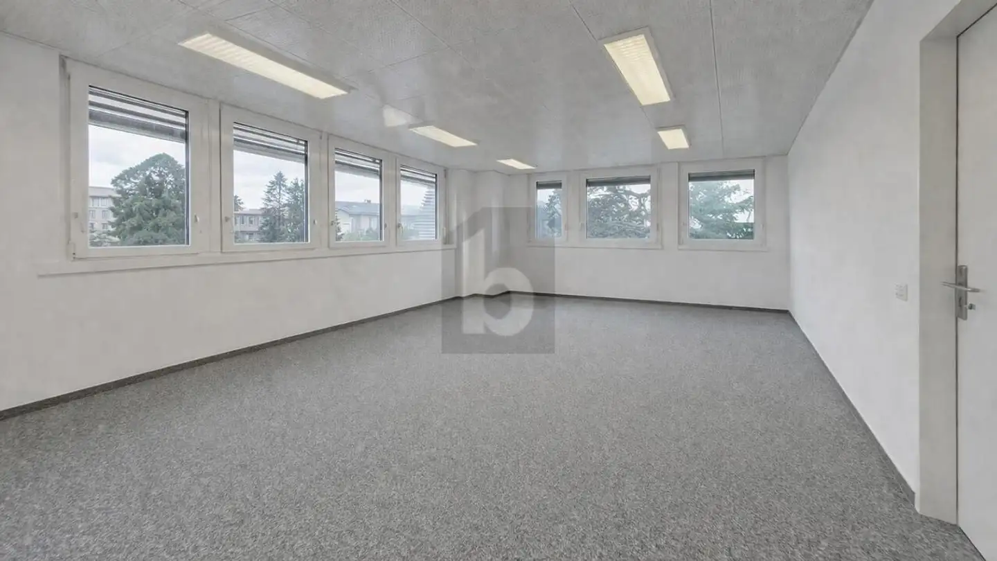 Office space for rent - 1027 Lonay