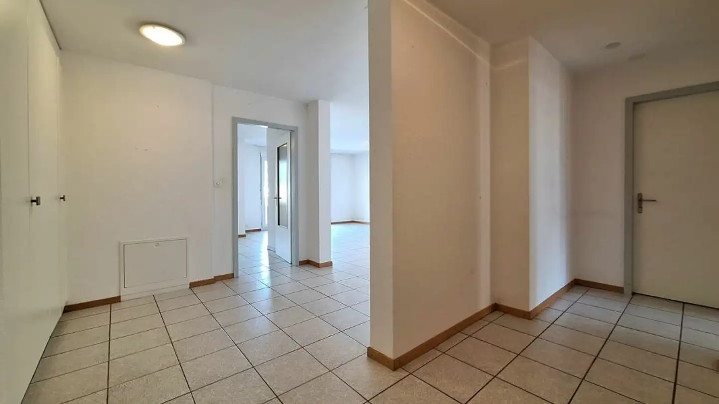 Appartement à louer - Rue Maison De Commune, 1926 Fully - Photo 2