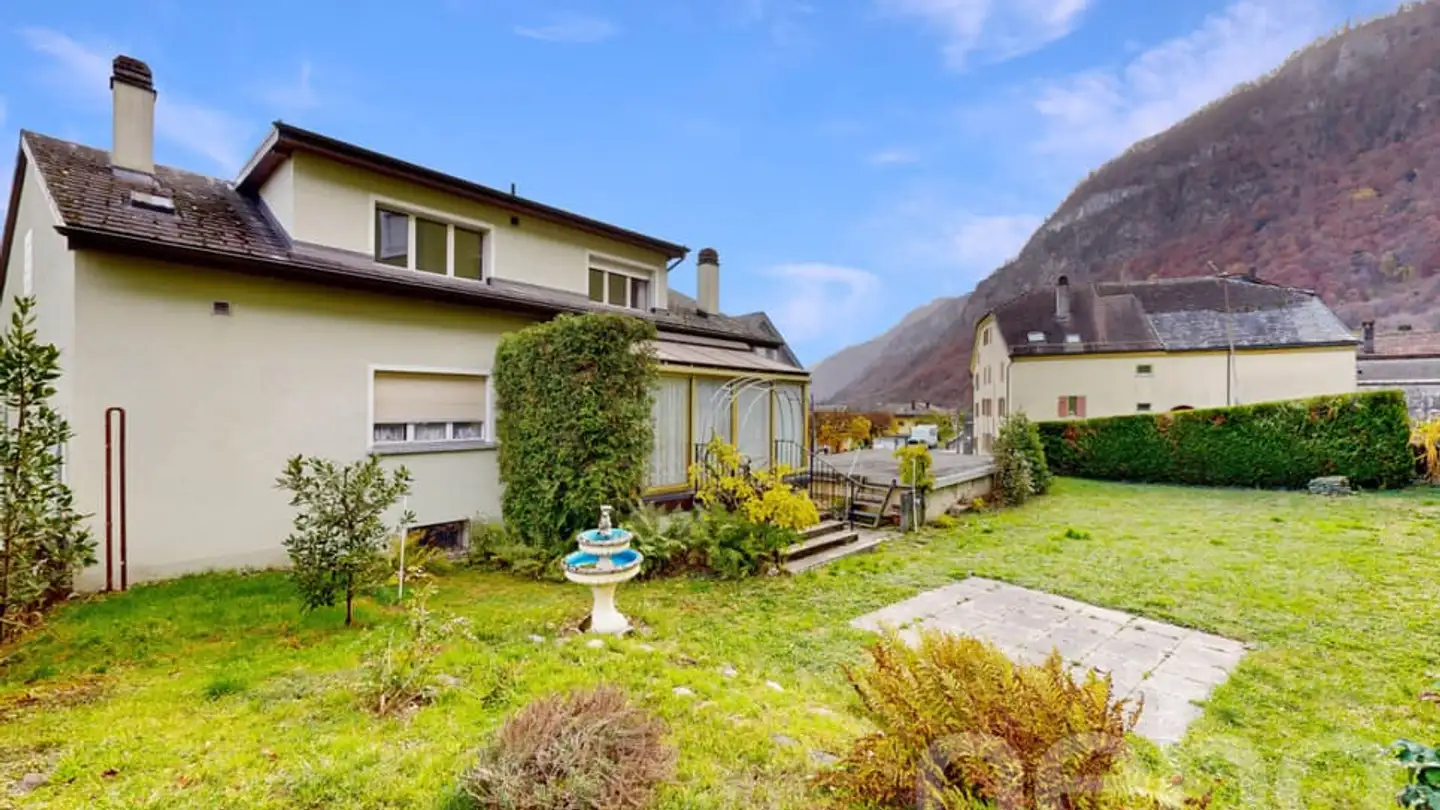 Einfamilienhaus kaufen - 1896 Miex