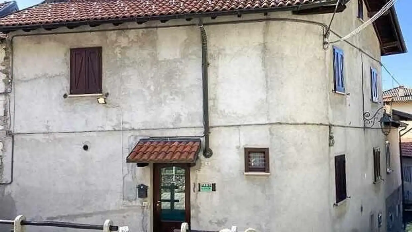 Casa grotta in vendita - 6816 Bissone