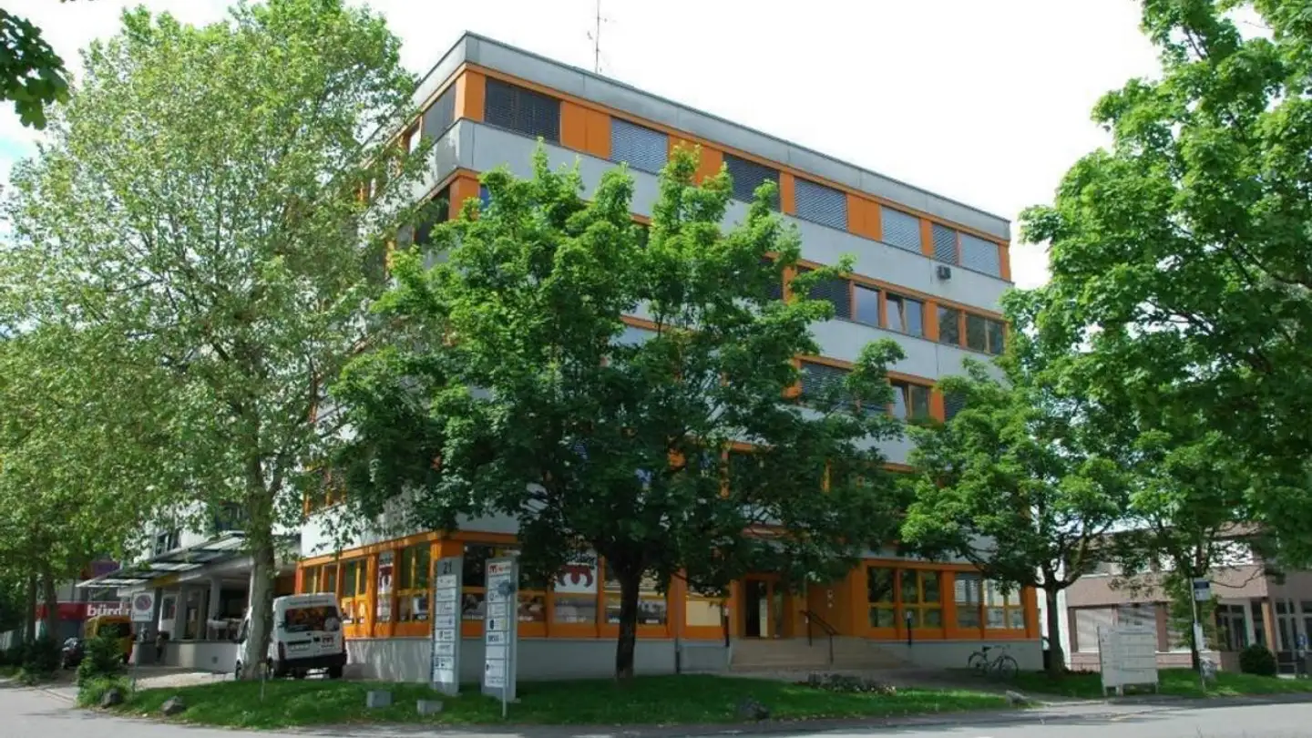 Tiefgaragenstellplatz mieten - Alte Steinhauserstrasse 21, 6330 Cham