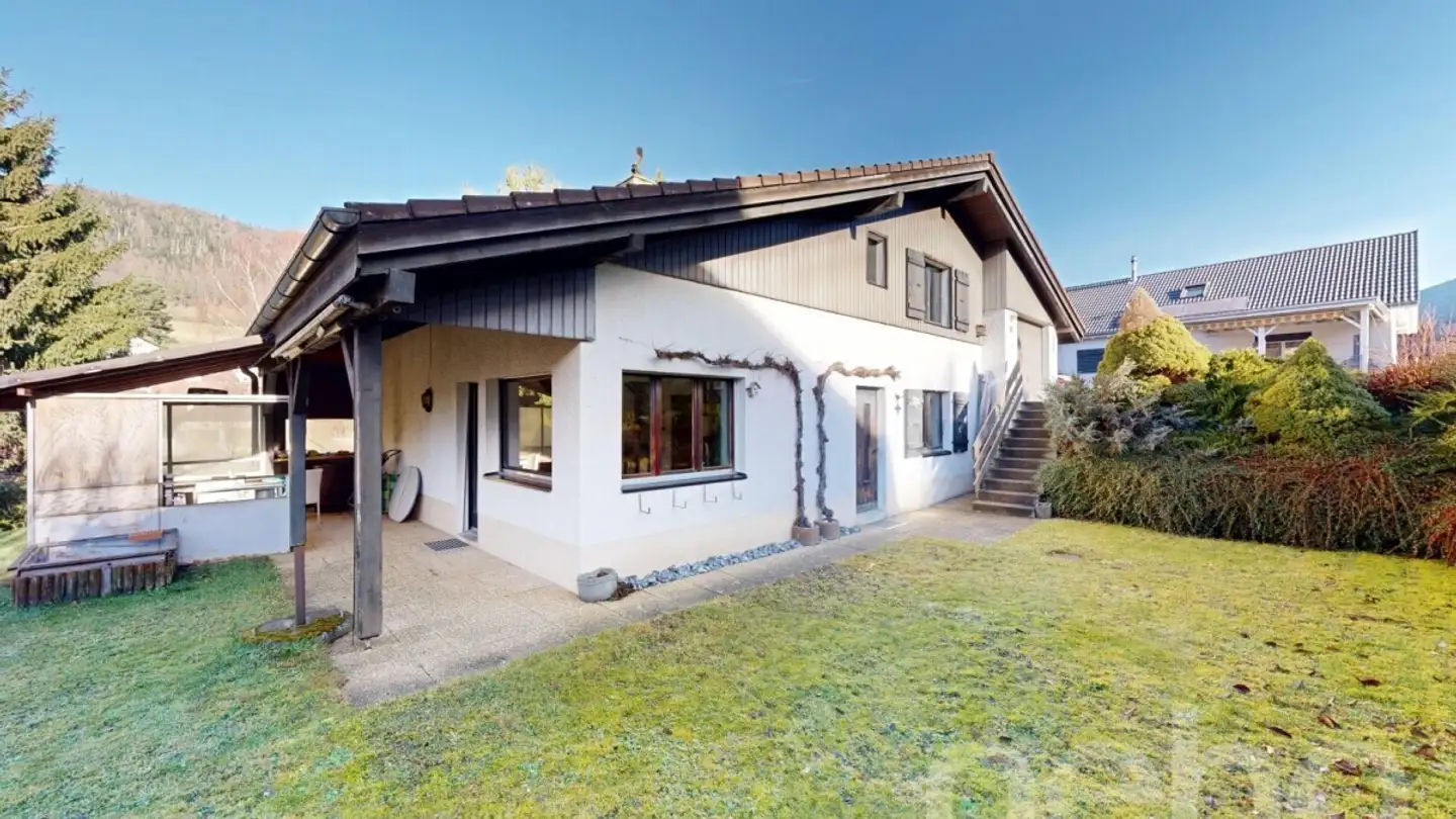 Single house for sale - 2738 Court