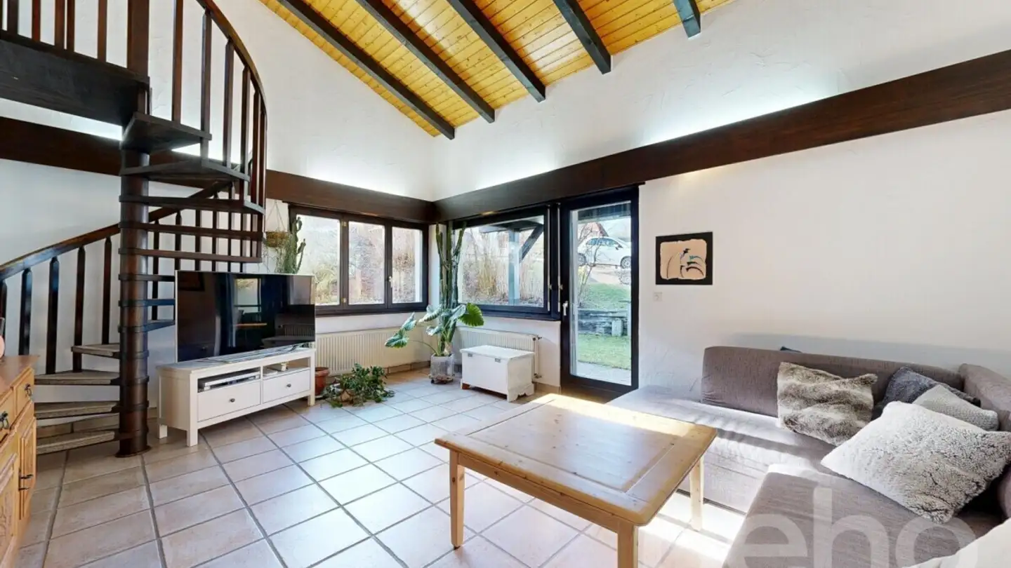 Single house for sale - 2738 Court - Photo 4