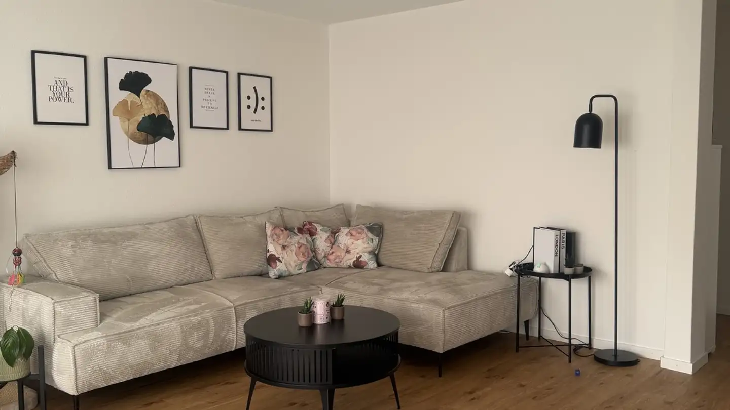 Stepped apartment for rent - 9127 St. Peterzell