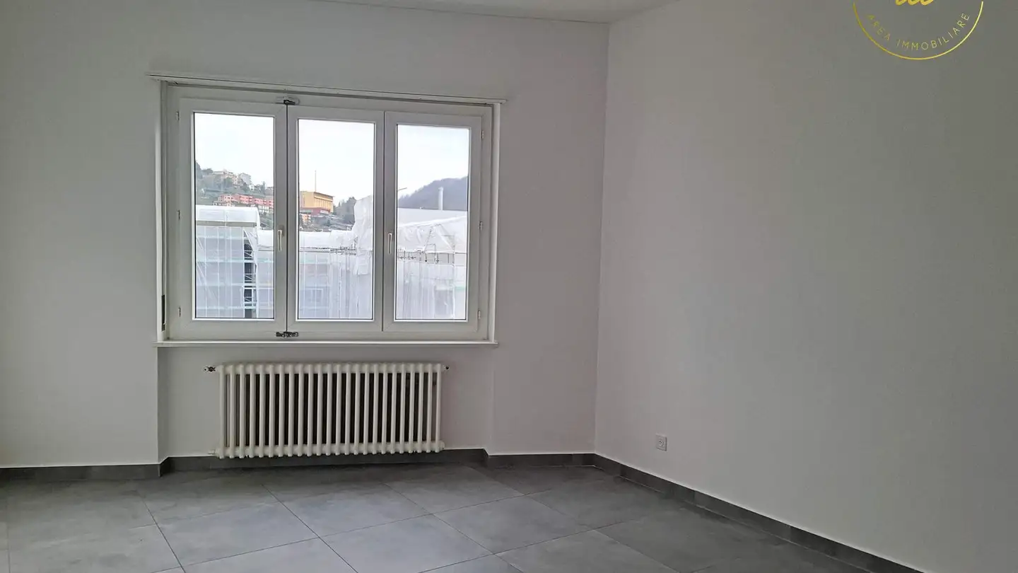 Wohnung mieten - 6830 Chiasso - Foto 2