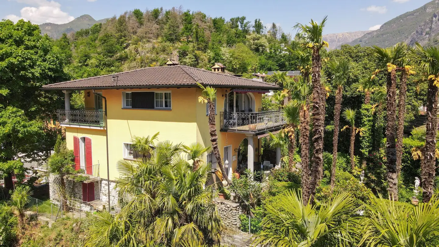 Casa singola in vendita - Via Lusciago, 6616 Losone
